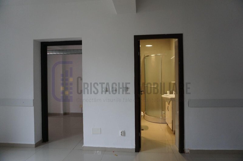 Piata Victoriei, Vila 9 cam., util 236 mp., moderna, disponibila imediat, SANADOR Victoriei